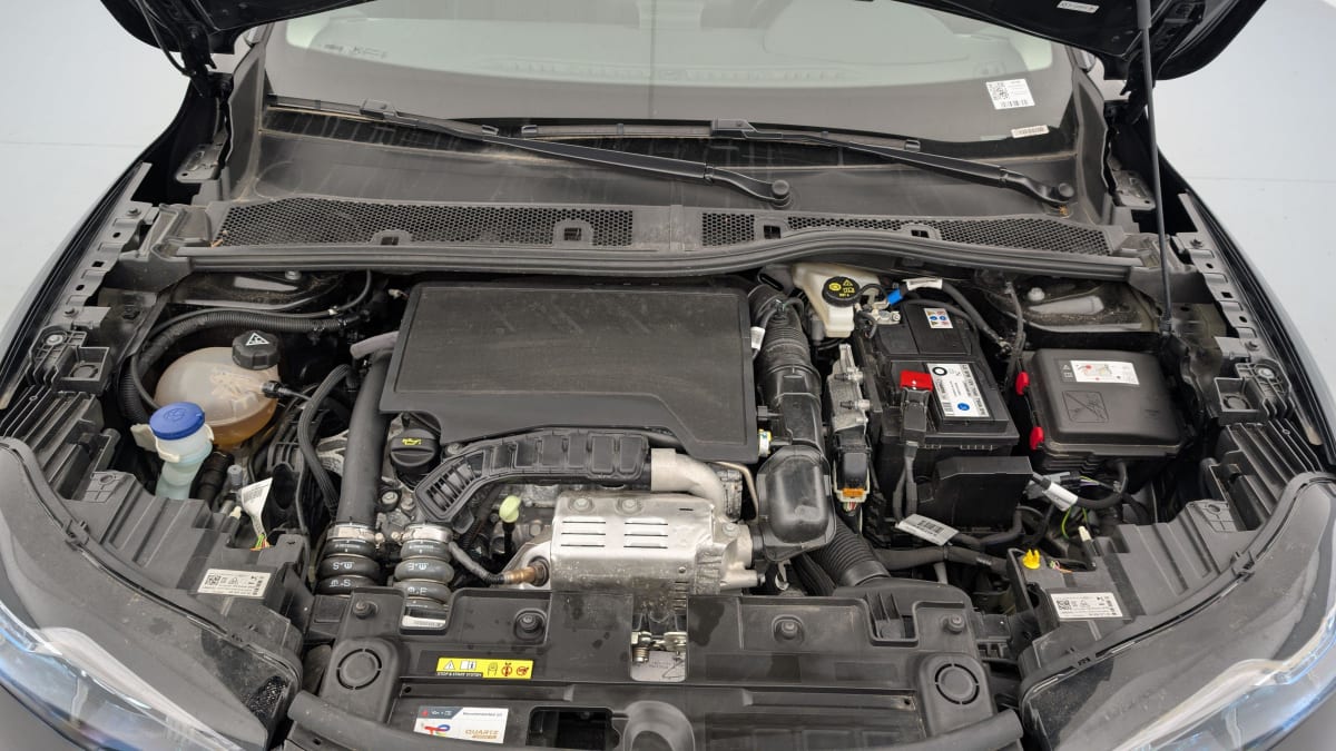 DS DS3 PureTech 130 EAT8 Performance Line
