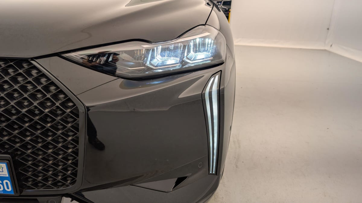 DS DS3 PureTech 130 EAT8 Performance Line