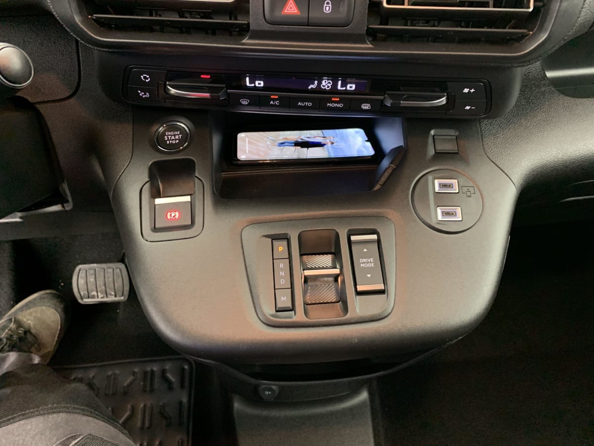 PEUGEOT PARTNER XL 950 KG BLUEHDI 130 S S EAT8