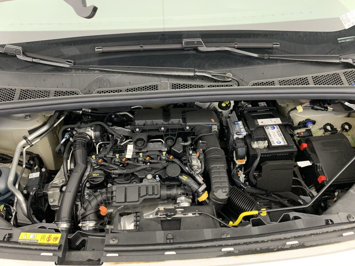 PEUGEOT PARTNER XL 950 KG BLUEHDI 130 S S EAT8