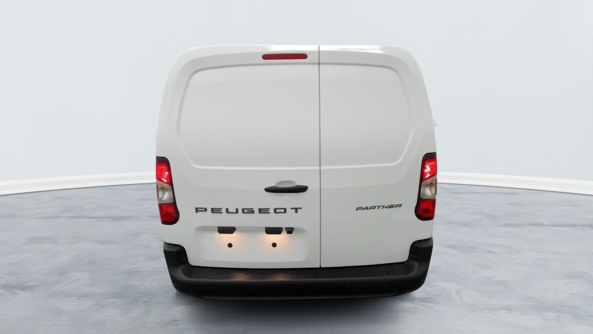 PEUGEOT PARTNER XL 950 KG BLUEHDI 130 S S EAT8