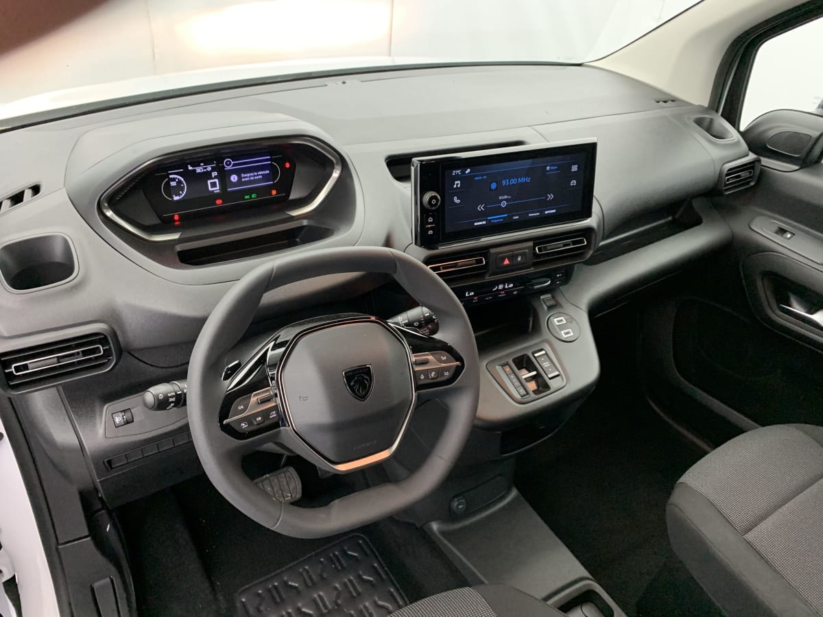 PEUGEOT PARTNER XL 950 KG BLUEHDI 130 S S EAT8