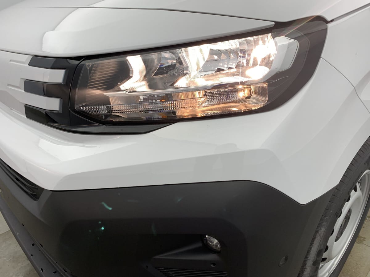 PEUGEOT PARTNER M 1000 KG BLUEHDI 130 S S EAT8
