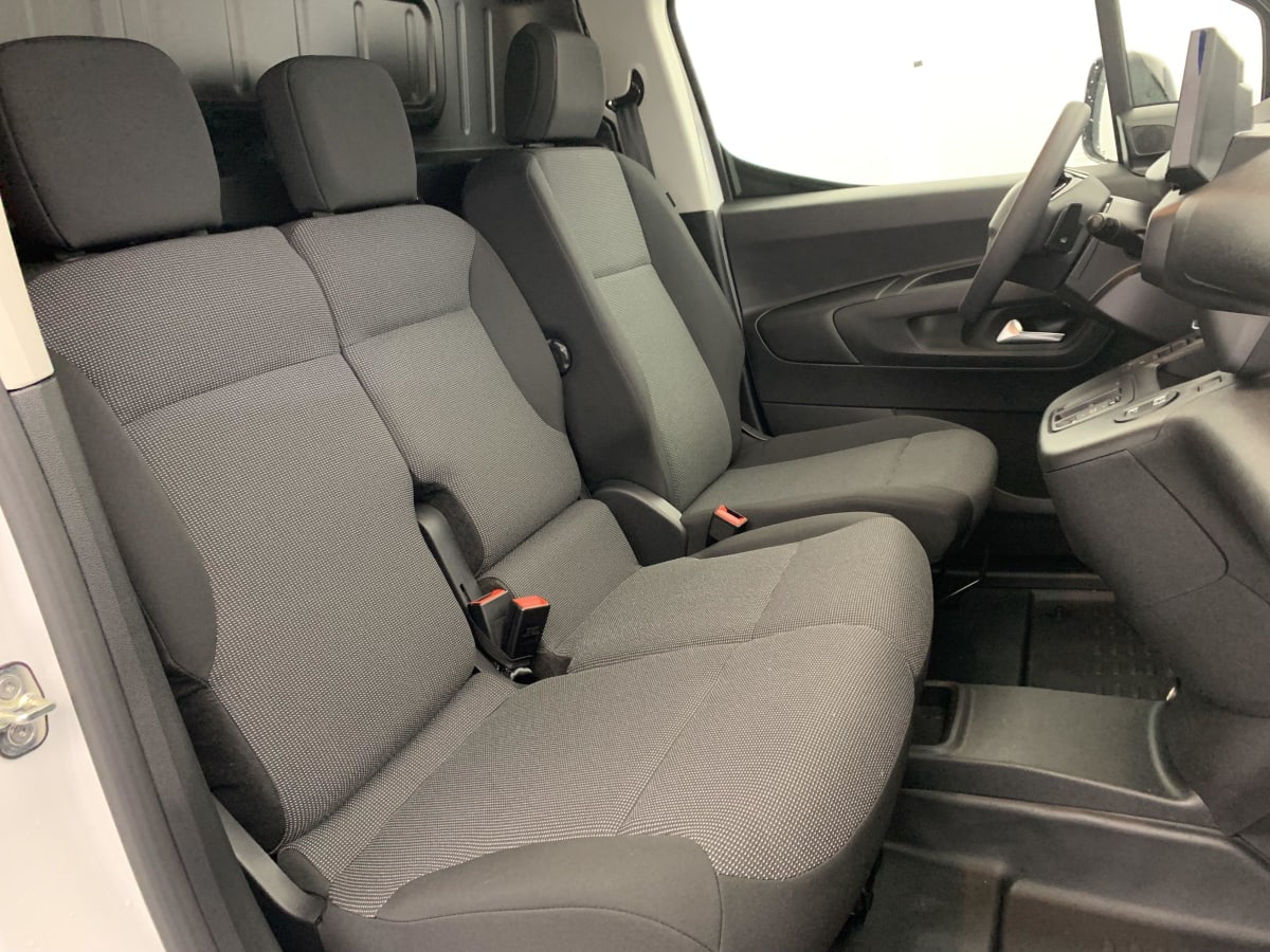 PEUGEOT PARTNER M 1000 KG BLUEHDI 130 S S EAT8