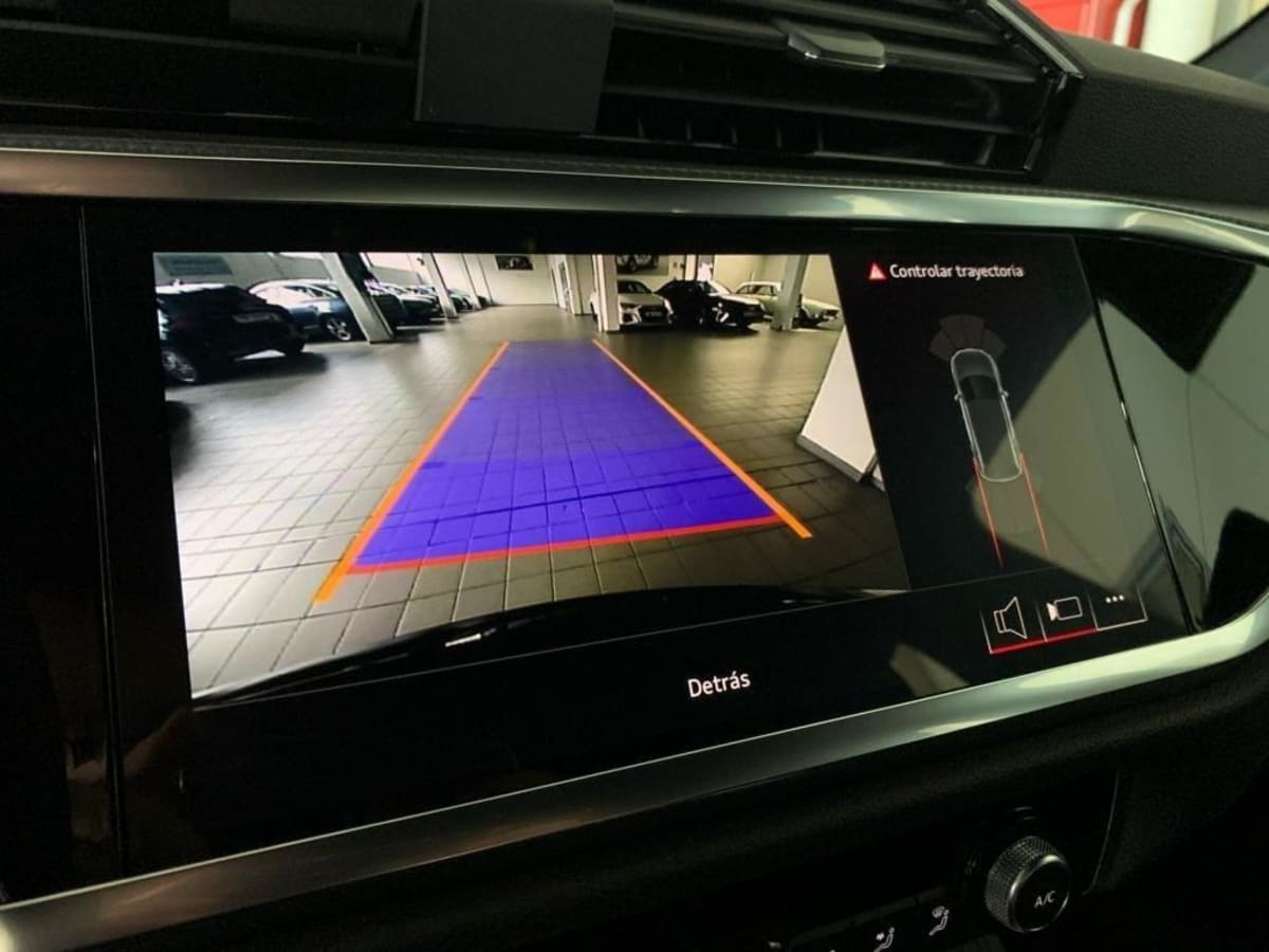 AUDI Q3 35 TDI 150 CH S TRONIC 7 S LINE