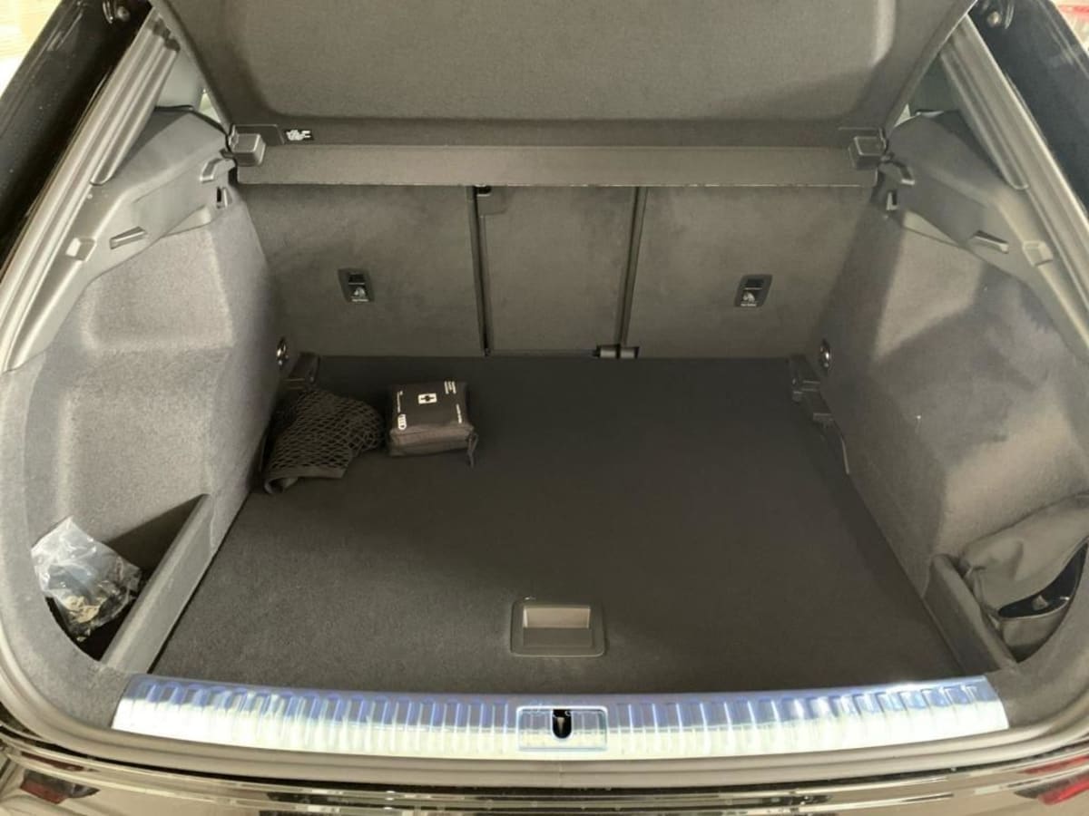 AUDI Q3 35 TDI 150 CH S TRONIC 7 S LINE