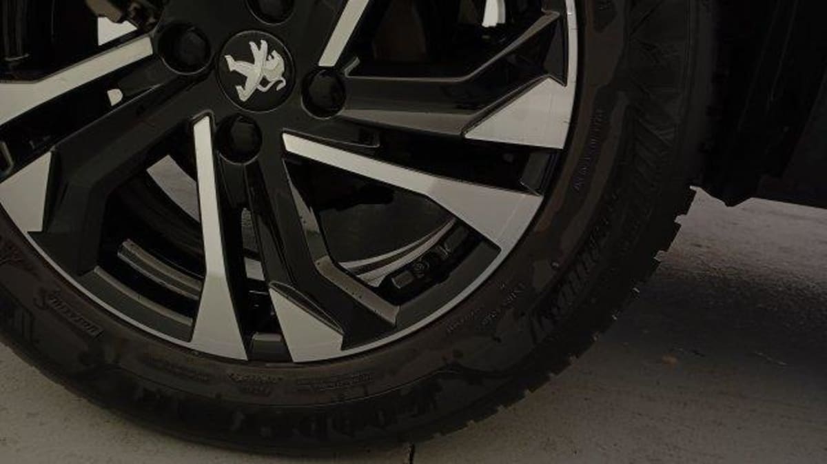 PEUGEOT 2008 PureTech 100 S S BVM6 Allure Pack