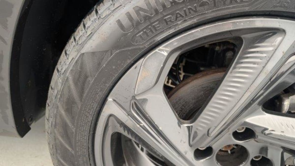 DS DS3 CROSSBACK PureTech 130 EAT8 Performance Line+