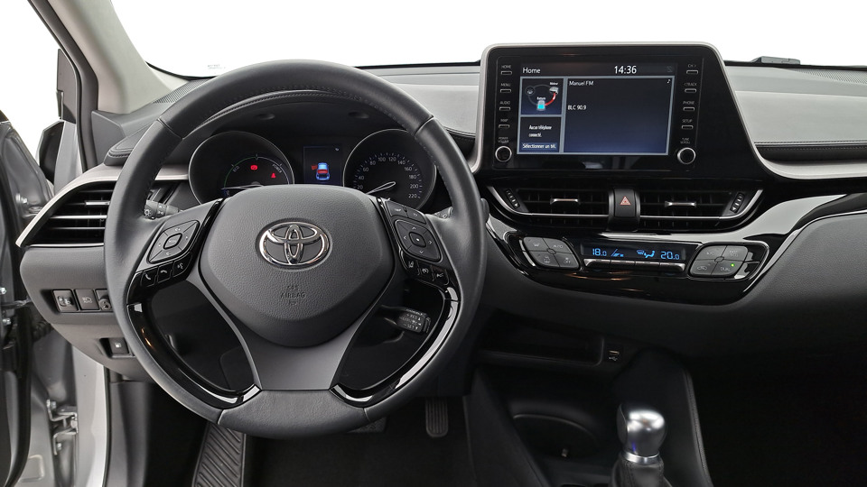 TOYOTA C-HR 1.8 Hybrid 122ch e-CVT DYNAMIC