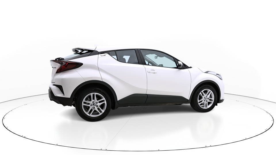 TOYOTA C-HR 1.8 Hybrid 122ch e-CVT DYNAMIC