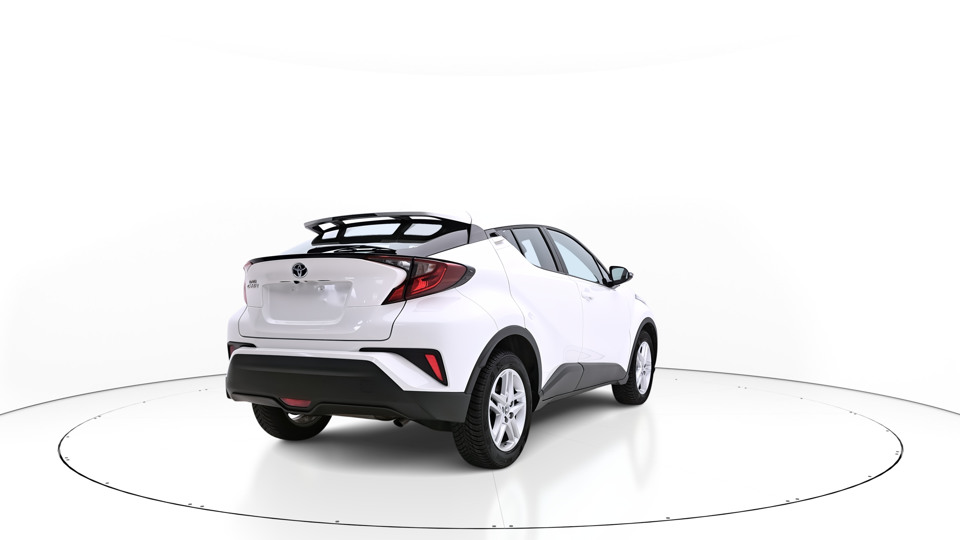 TOYOTA C-HR 1.8 Hybrid 122ch e-CVT DYNAMIC