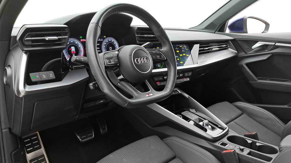 AUDI A3 35 TFSI 150ch S-tronic 7 S LINE