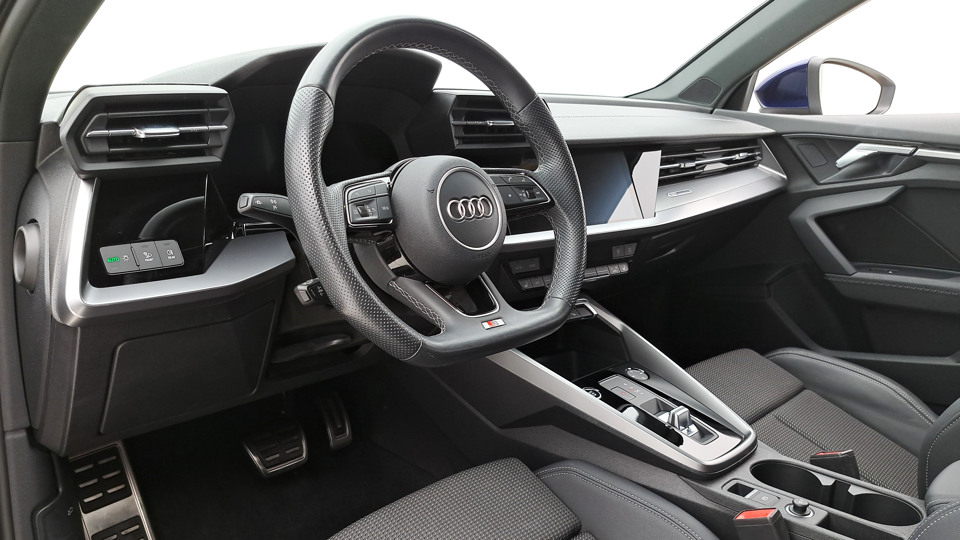 AUDI A3 35 TFSI 150ch S-tronic 7 S LINE