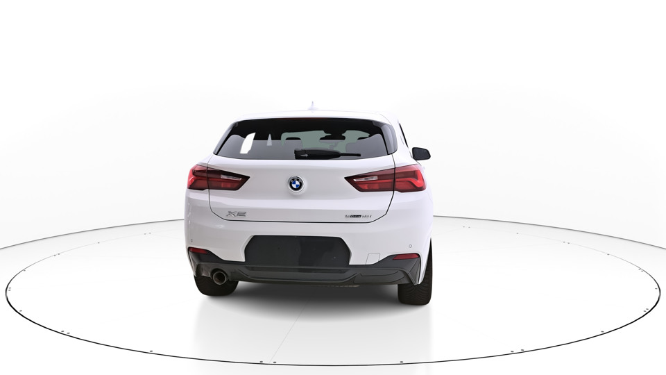 BMW X2 18 i 136ch A/7 M SPORT + Navigation multimédia + Apple Carplay