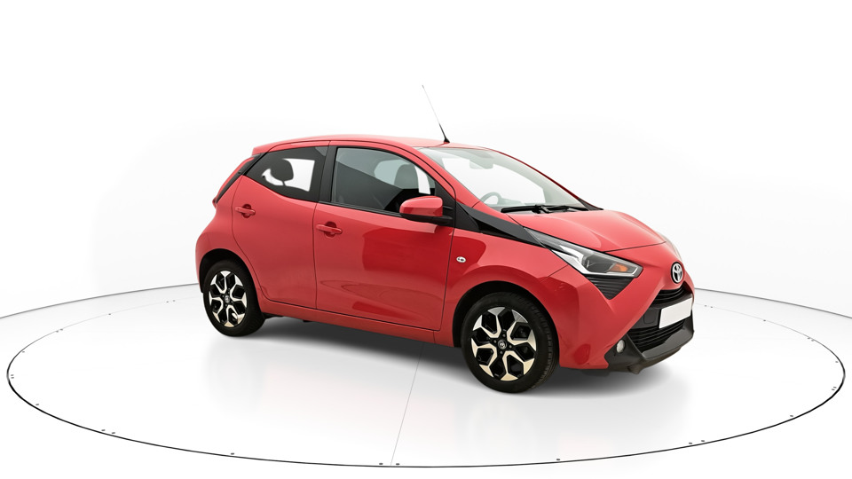 TOYOTA AYGO 1.0 VVTi 72ch X-Shift/5 X-PLAY