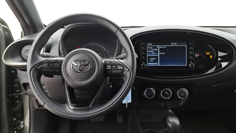 TOYOTA AYGO X 1.0 VVTi 72ch Multidrive-S DESIGN