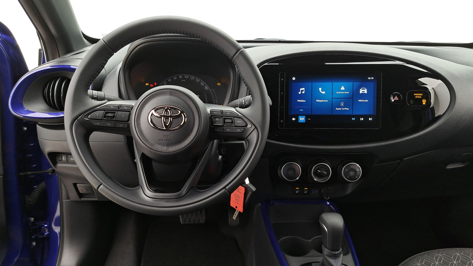 TOYOTA AYGO X 1.0 VVTi 72ch Multidrive-S DESIGN