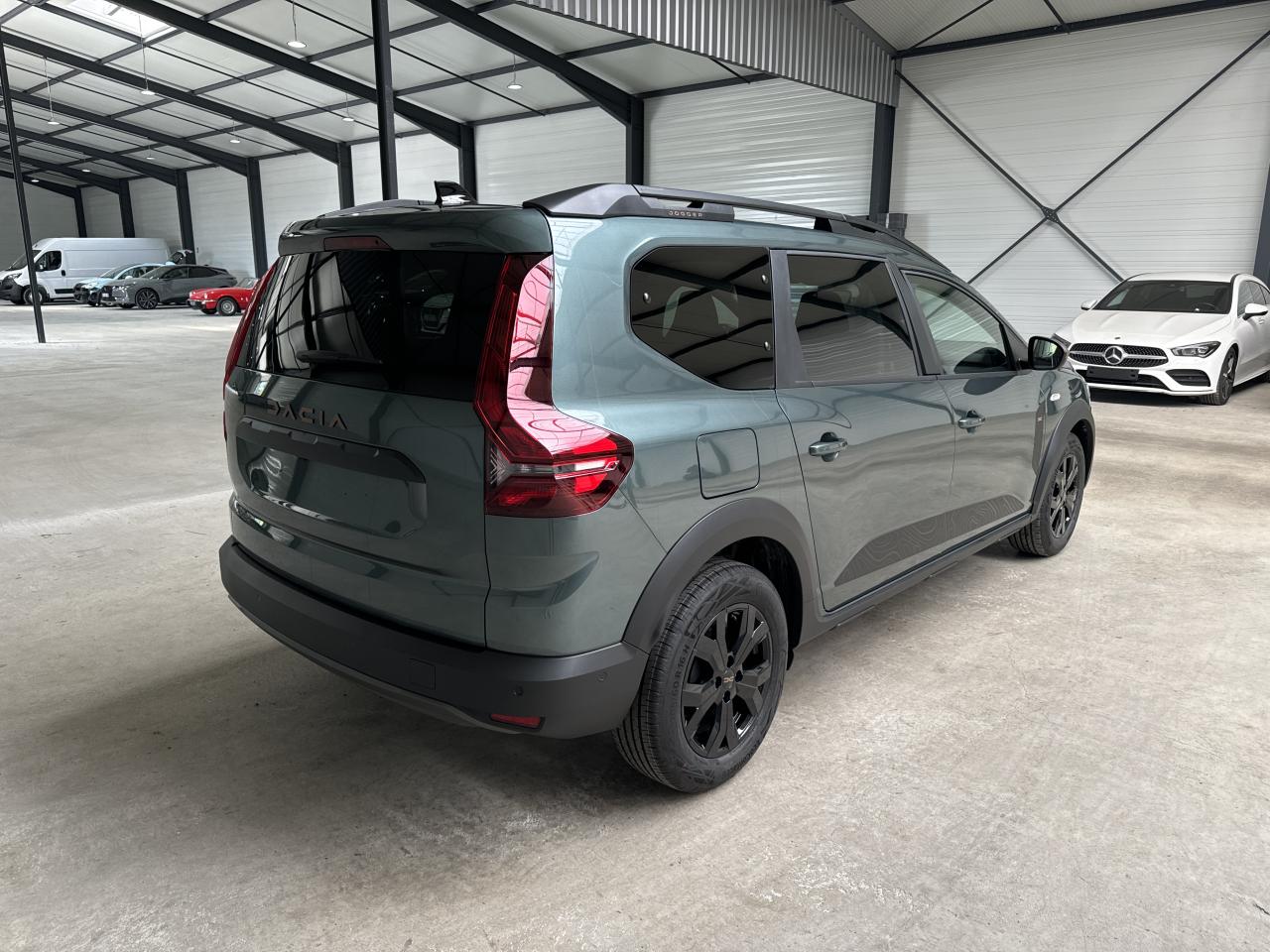 DACIA JOGGER 1.0 ECO-G GPL 100CV BVM6 7PL EXTREME PLUS + SIEGES CHAUFFANTS