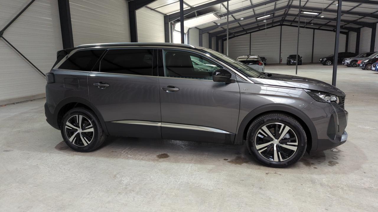 PEUGEOT 5008 1.5 BLUEHDI 130CV EAT8 7PL GT + PACK CITY 2