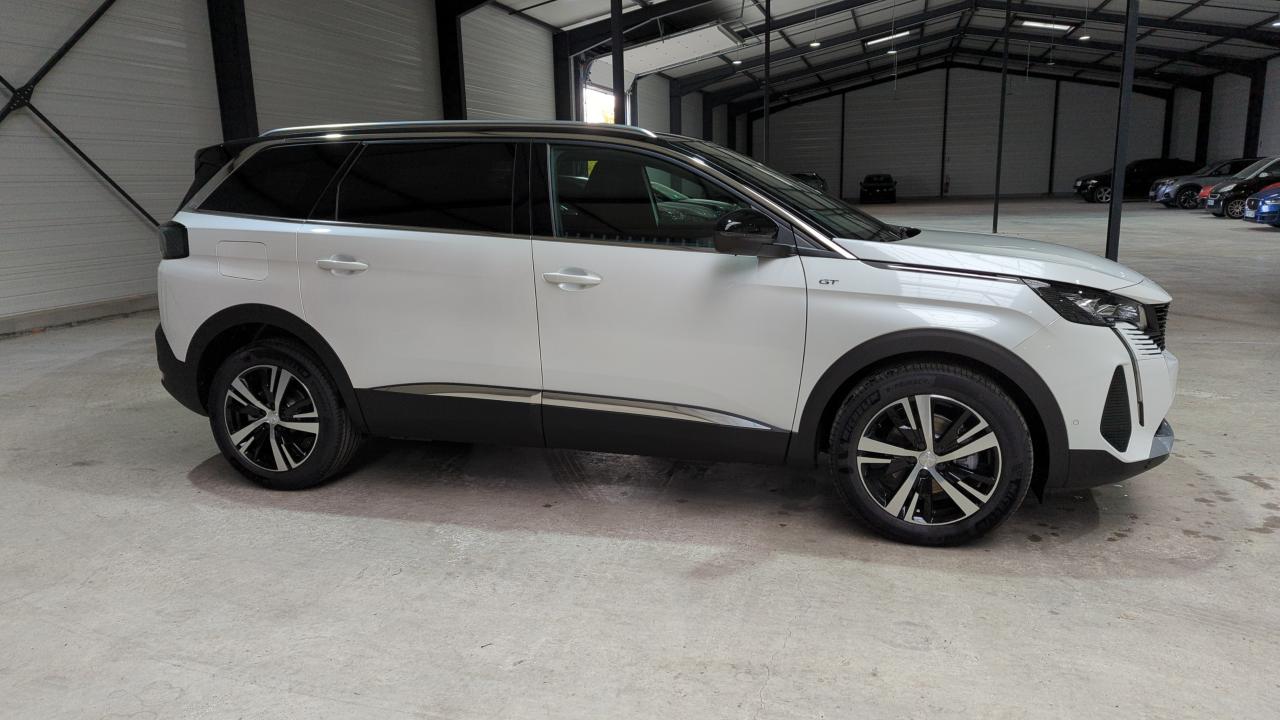 PEUGEOT 5008 1.5 BLUEHDI 130CV EAT8 7PL GT + PACK CITY 2