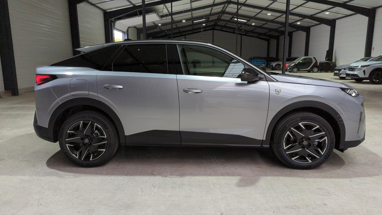 PEUGEOT 3008  1.2 HYBRID 136CV E-DCS6 GT