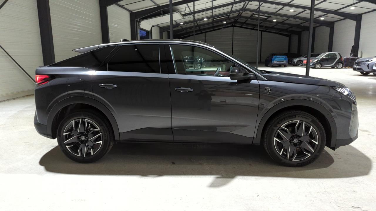 PEUGEOT 3008  1.2 HYBRID 136CV E-DCS6 GT