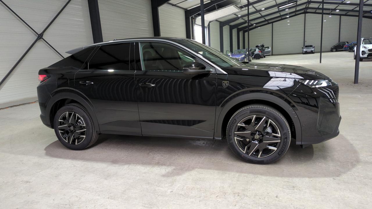 PEUGEOT 3008  HYBRID 136 E-DCS6 GT + Pack 360° Vision & Drive Assist Plus
