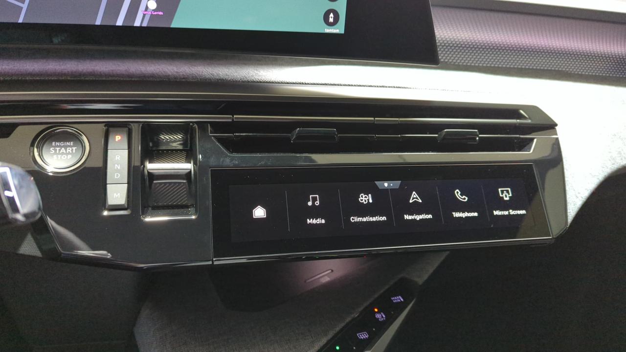 PEUGEOT 3008  HYBRID 136 E-DCS6 GT + Pack 360° Vision & Drive Assist Plus