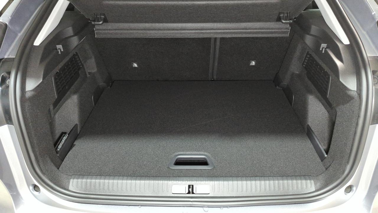 CITROEN C4 BLUEHDI 130 EAT8 PLUS