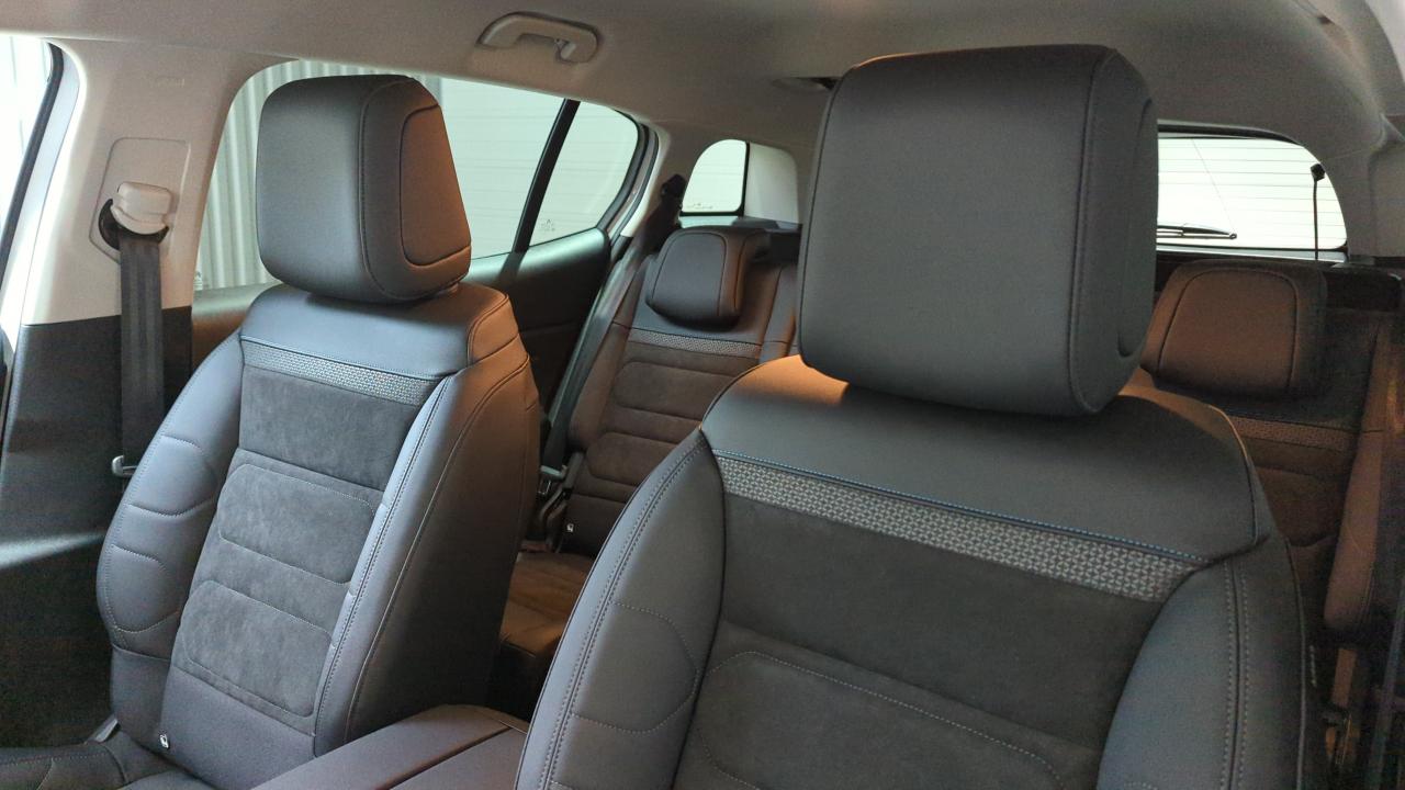 CITROEN C5 AIRCROSS HYBRIDE 136 E-DCS6 MAX + AMBIANCE URBAN BLACK