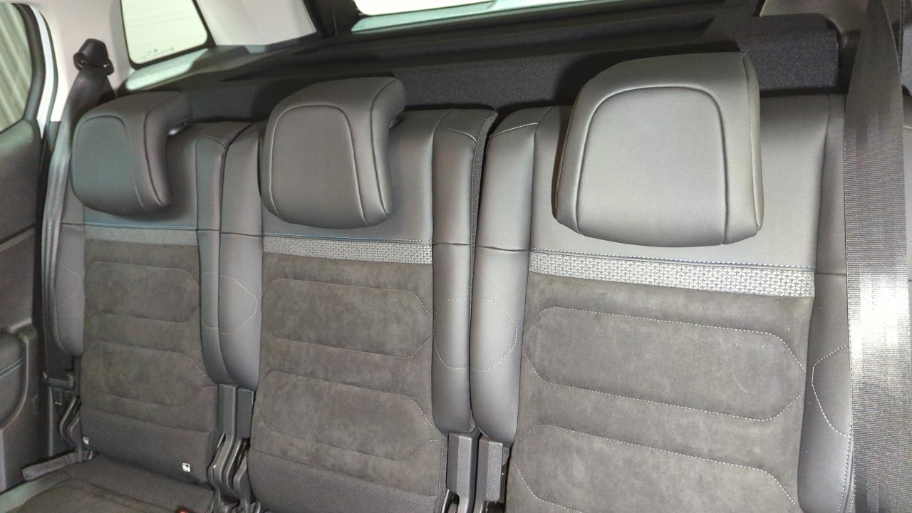 CITROEN C5 AIRCROSS HYBRIDE 136 E-DCS6 MAX + AMBIANCE URBAN BLACK