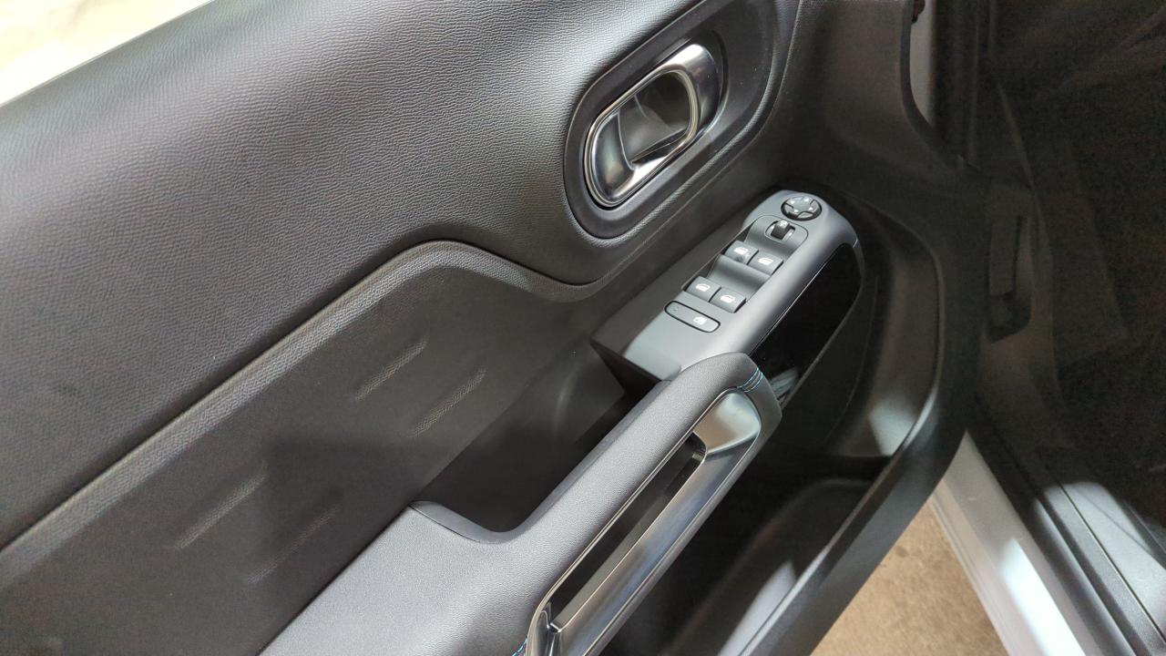 CITROEN C5 AIRCROSS HYBRIDE 136 E-DCS6 MAX + AMBIANCE URBAN BLACK