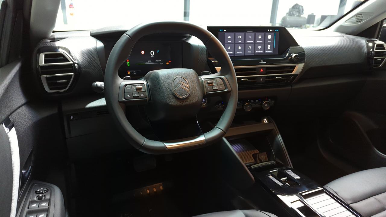 CITROEN C4  HYBRIDE 136 E-DCS6 MAX