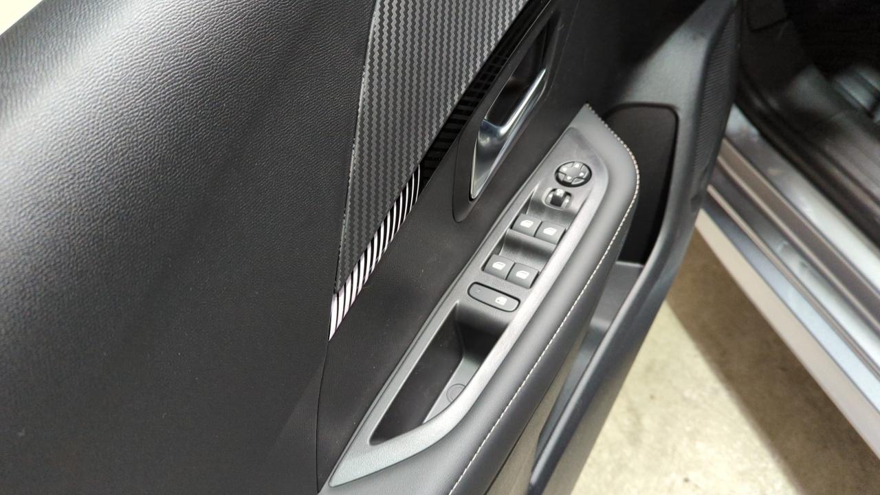 PEUGEOT 208 100 S&S BVM6 ALLURE + PACK VISION & NAVIGATION