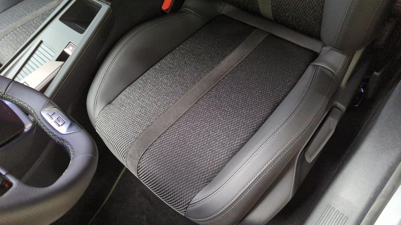 PEUGEOT 308 BLUEHDI 130CH S&S EAT8 GT + ANGLES MORTS + CAMERA 360