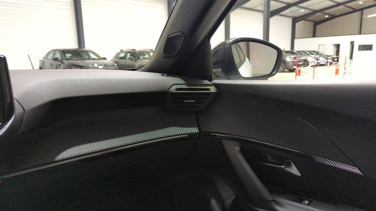 PEUGEOT 2008 NOUVEAU HYBRID 145 E-DCS6 ALLURE