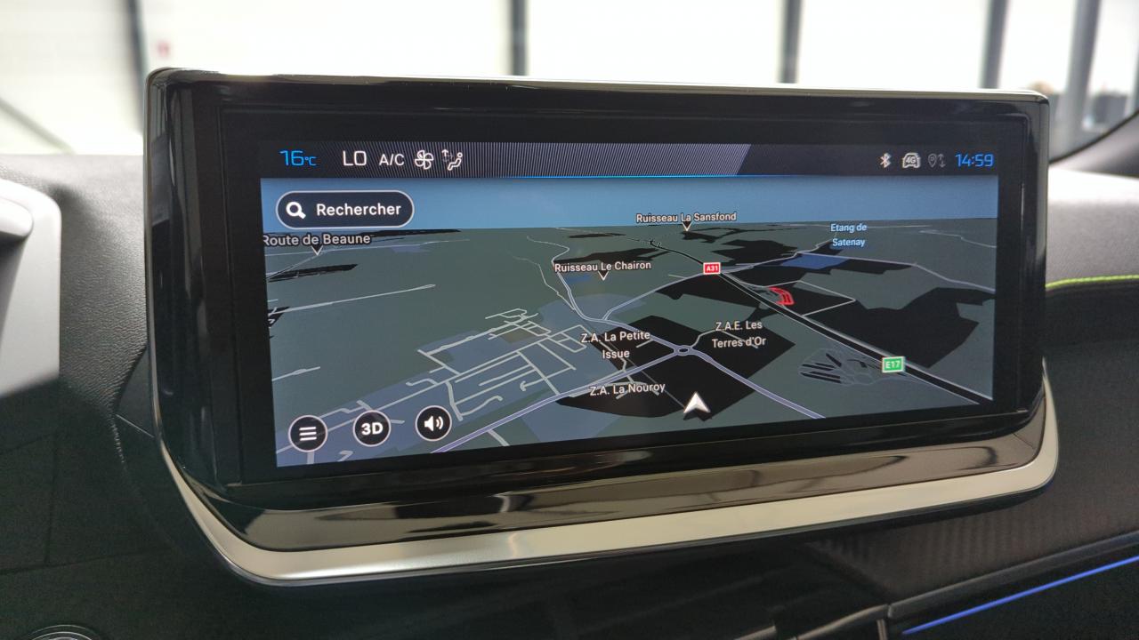 PEUGEOT 2008 NOUVEAU HYBRID 136 E-DCS6 GT + ANGLES MORTS + TOIT PANO