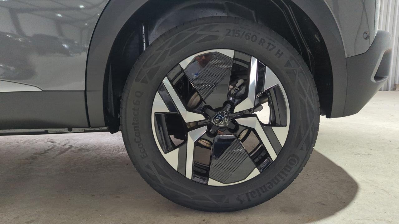 PEUGEOT 2008 NOUVEAU HYBRID 136 E-DCS6 GT + ANGLES MORTS + TOIT PANO