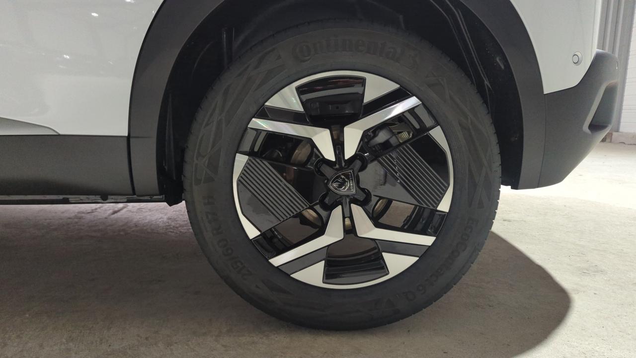 PEUGEOT 2008 NOUVEAU HYBRID 136 E-DCS6 GT + ANGLES MORTS + TOIT PANO