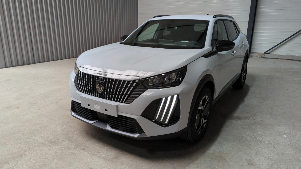 PEUGEOT 2008 NOUVEAU HYBRID 145 E-DCS6 ALLURE + PACK NAVIGATION & PACK ACCESS + PACK VISION & DRIVE ASSIST PLUS