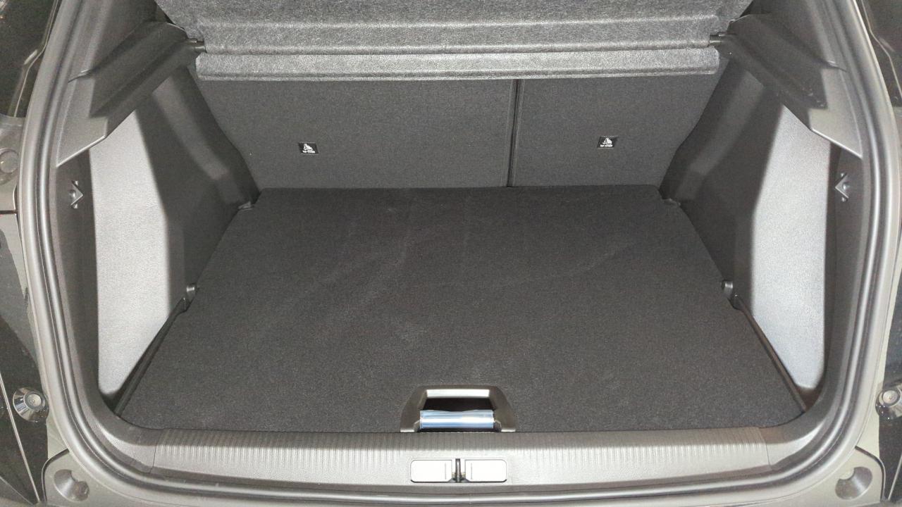 PEUGEOT 2008 NOUVEAU HYBRID 145 E-DCS6 ALLURE + PACK NAVIGATION & PACK ACCESS + PACK VISION & DRIVE ASSIST PLUS