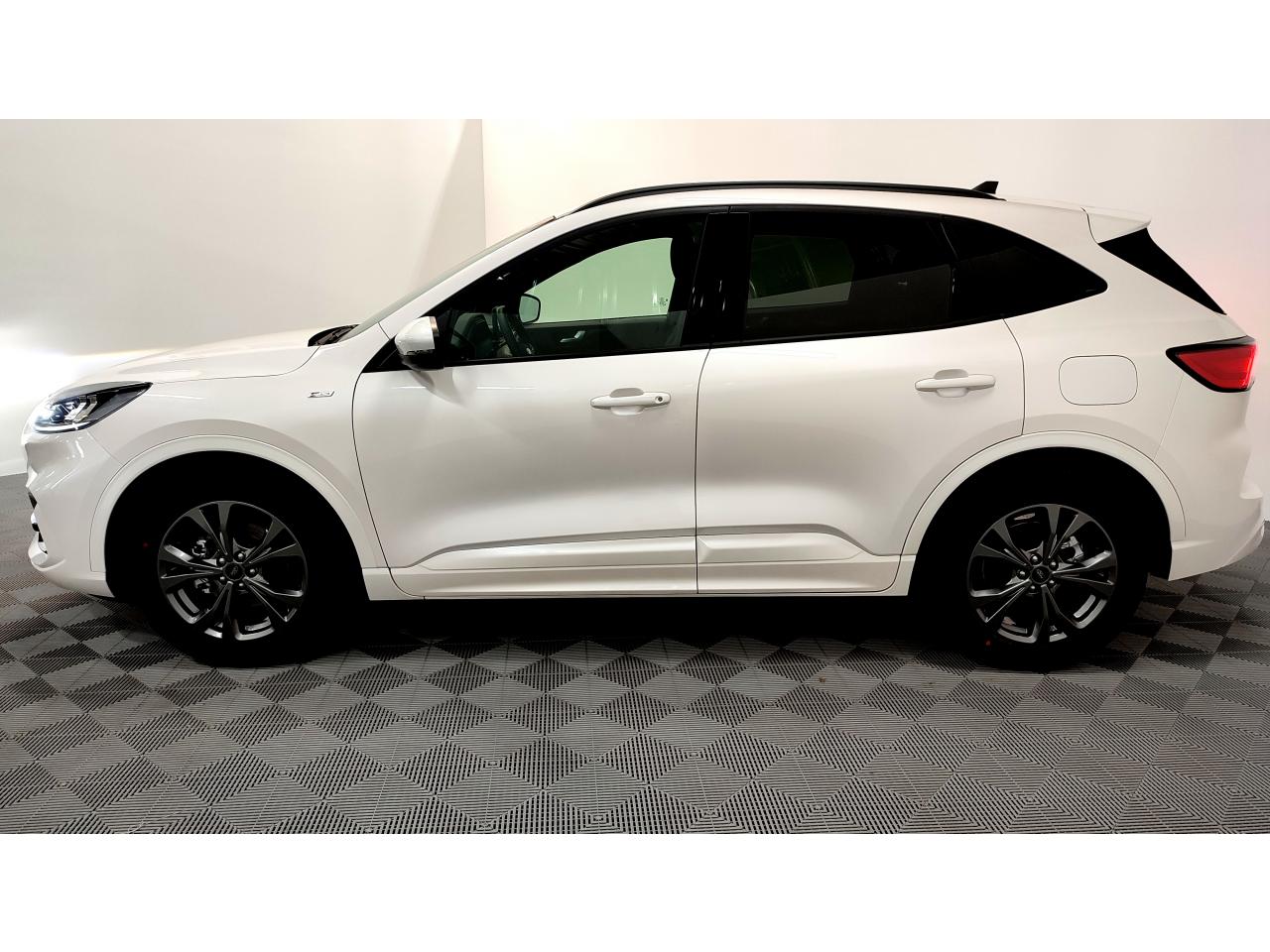 Annonce SUV FORD KUGA III 1.5 ECOBOOST 150CV 4X2 ST-LINE + PACK TECHNO +  PACK HIVER ESSENCE - 30 990 €