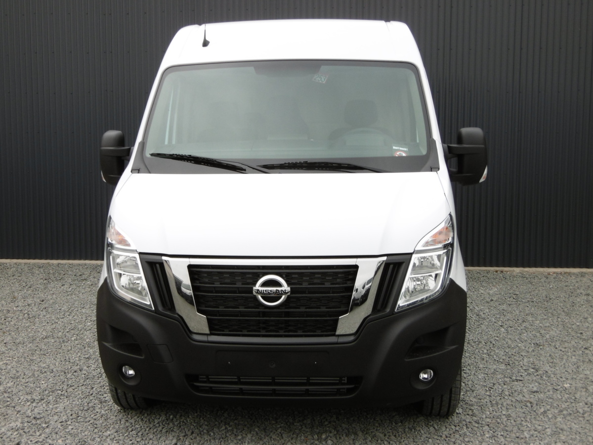 NISSAN INTERSTAR NV400  N-CONNECTA L2H2 3T5 135 DCI