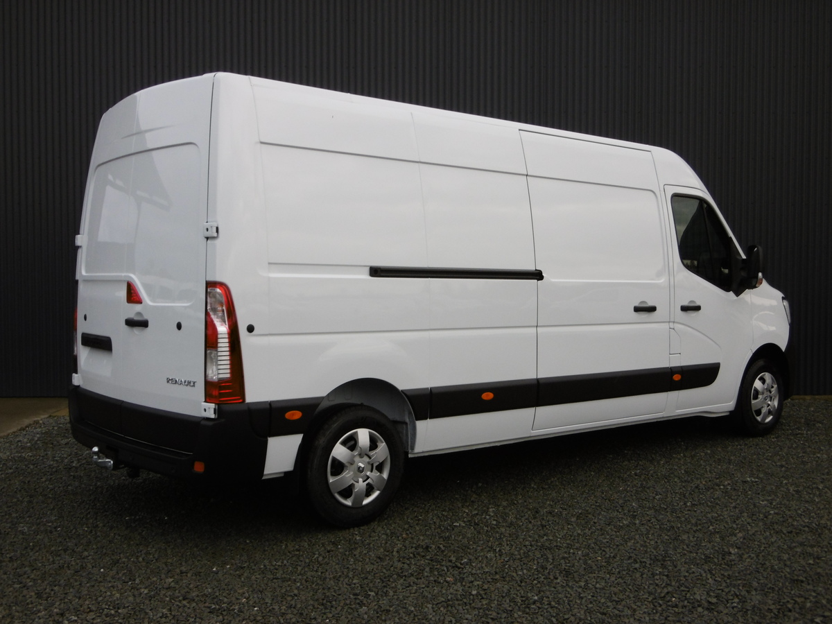 RENAULT MASTER 3 PHASE 3 L3H2 GRAND CONFORT 135 BLUE DCI