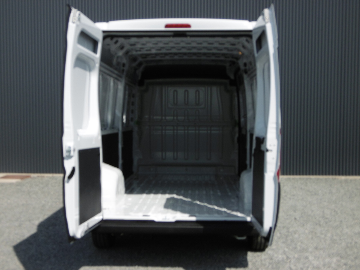 PEUGEOT BOXER FOURGON TOLE L3H2 Base 140 HDI FAP