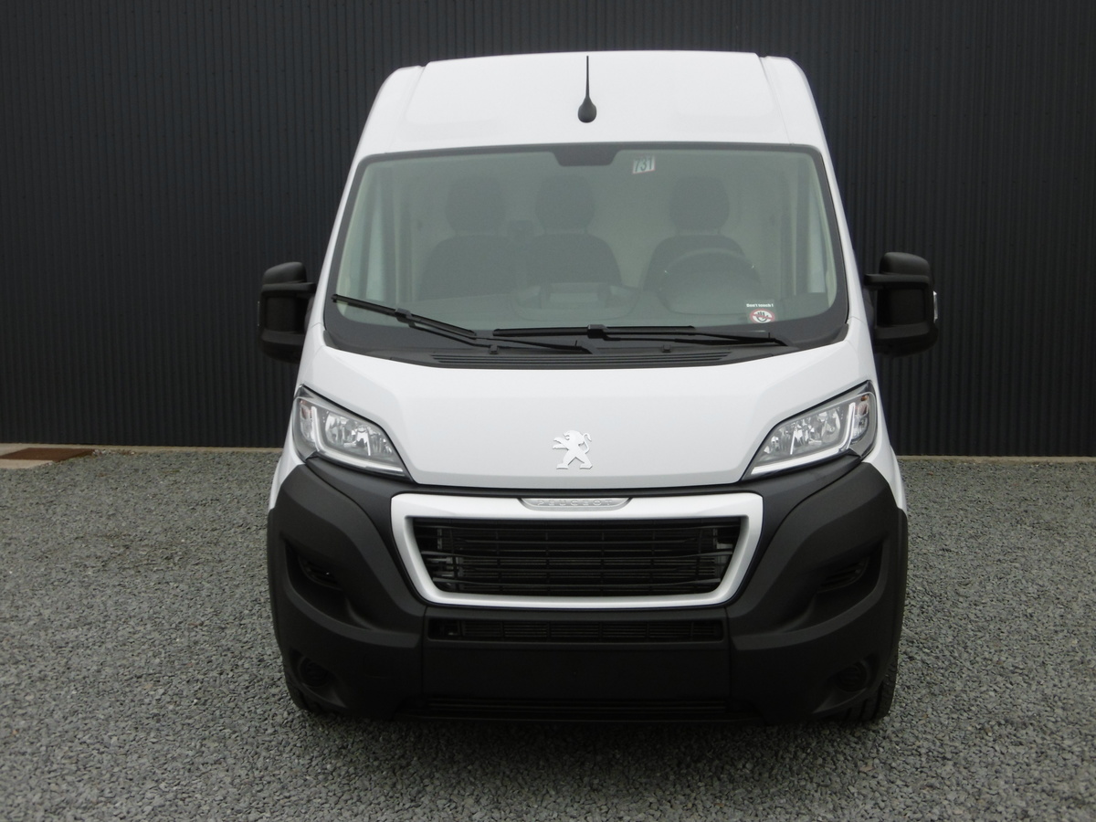 PEUGEOT BOXER VAN 165 BlueHDi