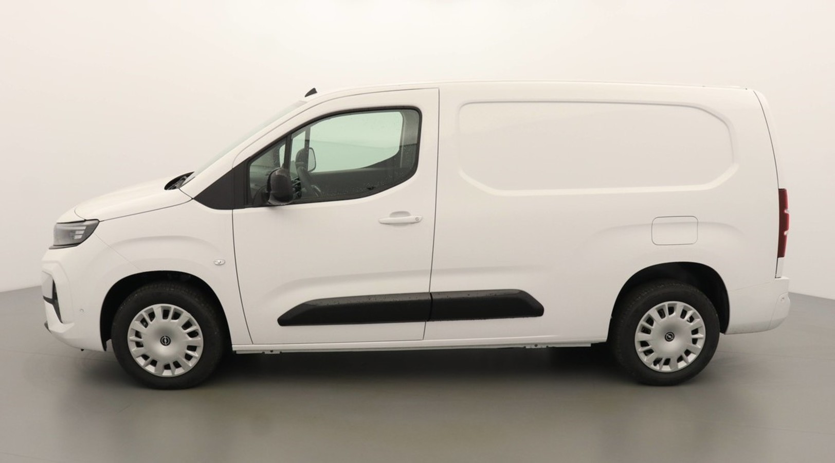 OPEL COMBO CARGO XL HEAVY 950 KG VAN 1.5 Bluehdi 130ch Eat8 Van