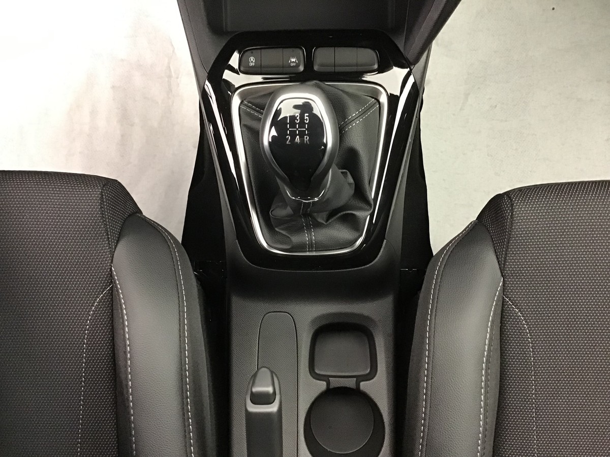 OPEL CORSA GS 1.2 Ess 75ch Bvm5 Gs + Caméra + Radar AV + GPS