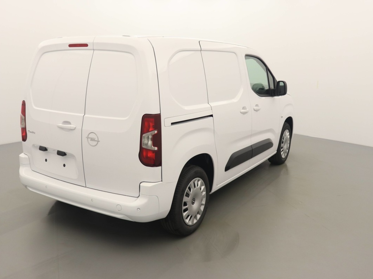 OPEL COMBO CARGO M LIGHT 650 KG VAN 1.5 Turbo D 100ch Bvm6 Van