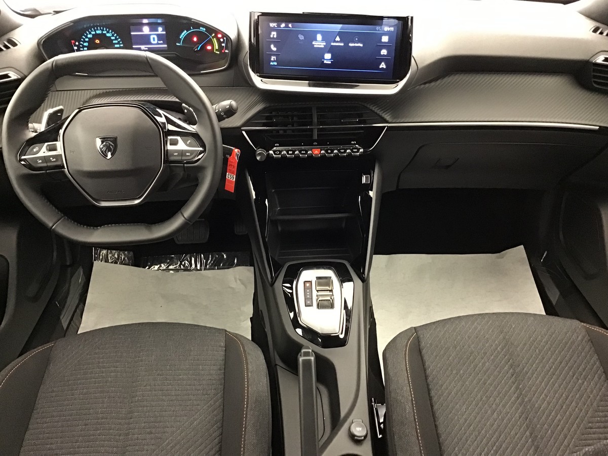 PEUGEOT 2008 STYLE 1.2 Hybrid 136ch E-Dsc6 Style